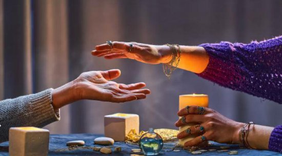 Открывая Занавески Будущего